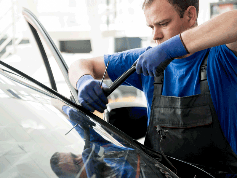 Garage pour le remplacement de pare-brise sur véhicule utilitaire  à Yvetot 76